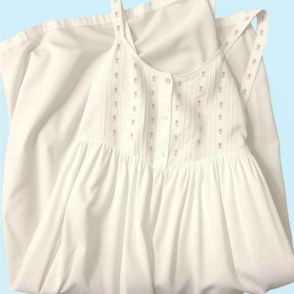 Vintage White Pink Flowers Floral Laura Ashley Nightgown size small - Picture 3 of 6